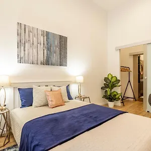 Stylish Luxury By Anna Apartamento