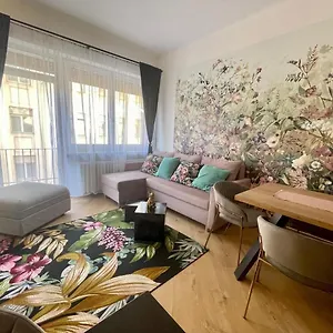 Appartamento Brand New #hollan#3bedr#2bathr#freeparking, Budapest