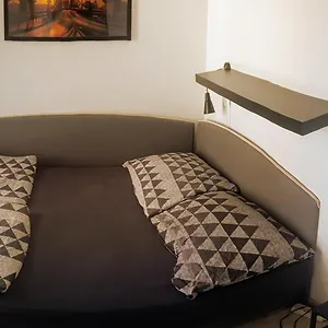 Sparrowl Apartament