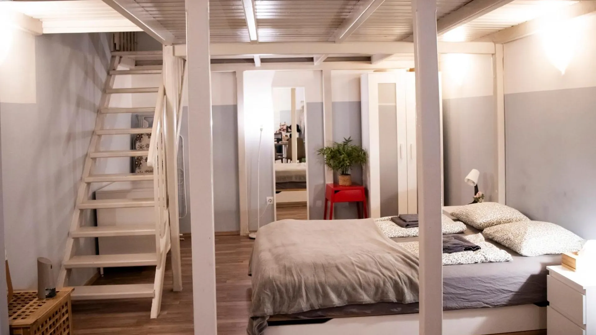 Klau33 Apartment In Party District Budapest
