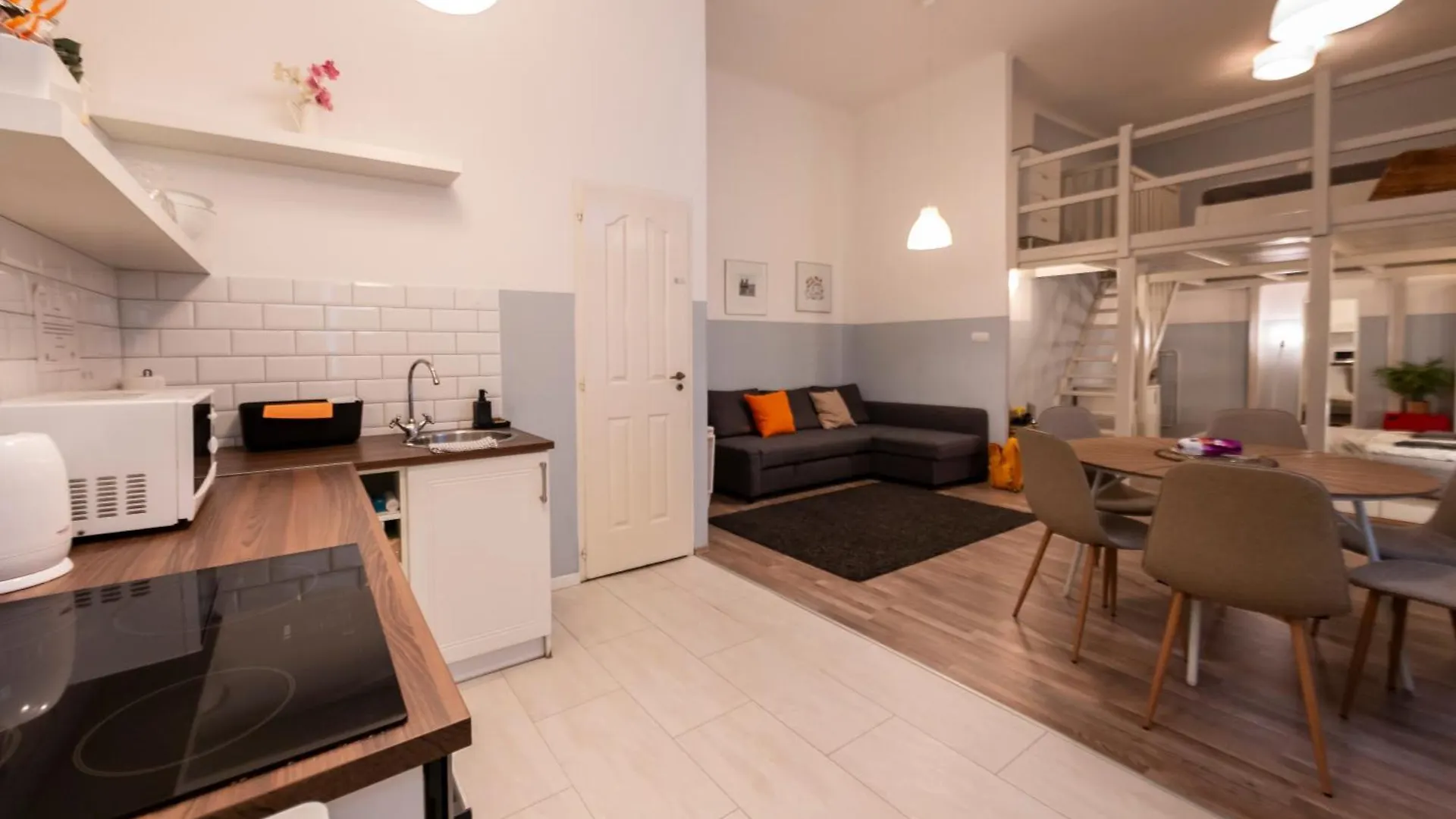 Klau33 Apartment In Party District Budapest Hungary